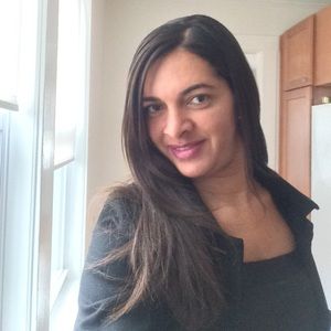 Meet your Posher, Elisangela